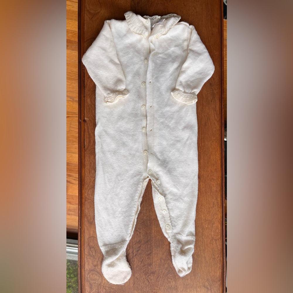 Cream Wool onesie- 9months